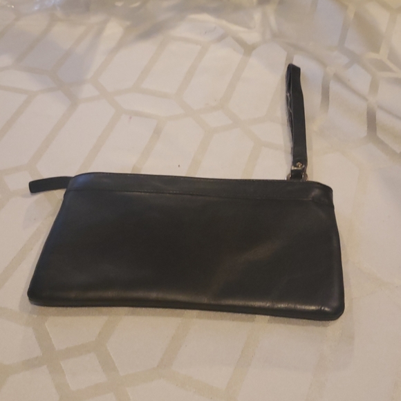Kate spade black leather wristlet - Picture 7 of 8